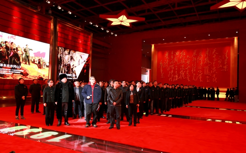 2013年，全面開(kāi)花，開(kāi)啟新起點(diǎn)、新征程、新跨越