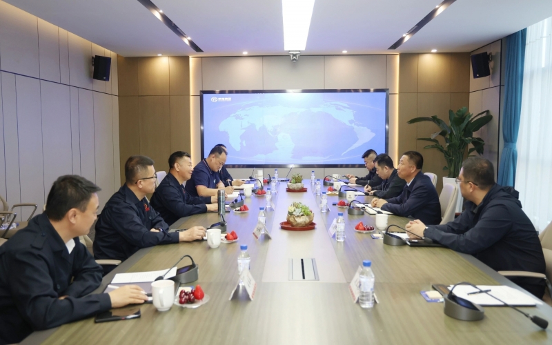 鄂托克旗委副書記、政府旗長蘇智雄到榮程集團(tuán)考察交流